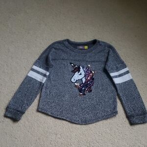 RUMI+RYDER Gray Sparkly Shiny Sequin Unicorn White Stripes Kids Top size 6-7